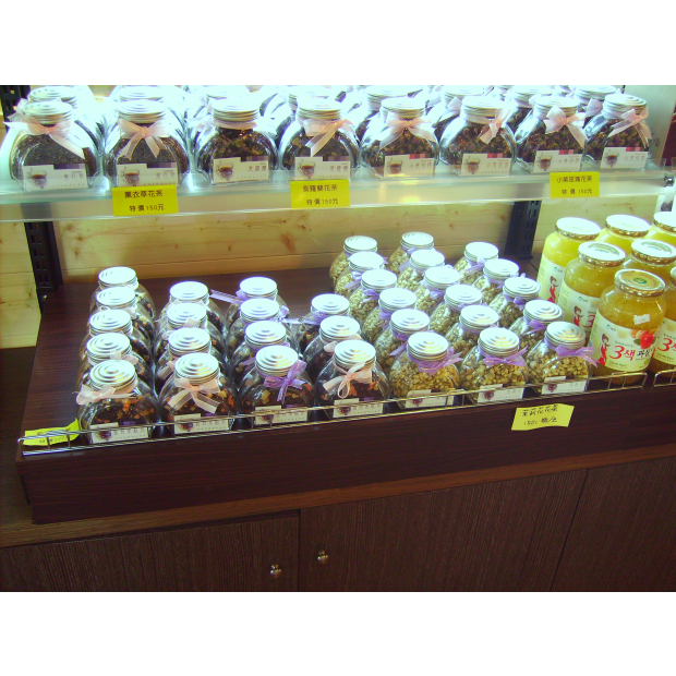 Agriculture Food Store Display-Qiao Song _2_.JPG