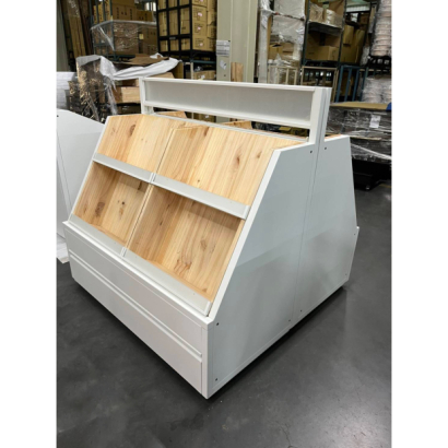 Liquor Store Display Shelving_3_-Qiao Song.jpg Liquor Store Display Shelving_3_-Qiao Song.jpg
